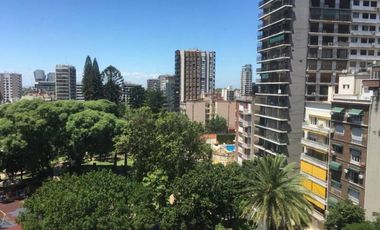 Excelente edificio antiguo de categoria en Barrancas de Belgrano con vista Rio y verde.