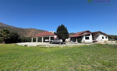 Casa- parcela de 5D/6B +quincho+bodega+piscina en Naltahua