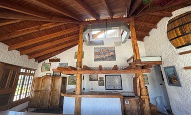 Casa- parcela de 5D/6B +quincho+bodega+piscina en Naltahua
