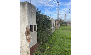Terreno calle 81 entre 46 y 48 300m2
