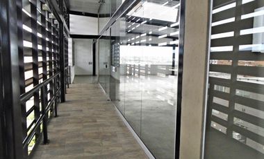 PR12370 EN RENTA OFICINA EN SECTOR DE SIMON BOLIVAR,ITAGUI