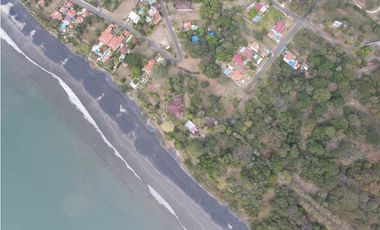 Se vende Casa frente al mar en Costa Esmeralda, San Carlos
