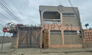 Casa Esquinera en Venta Ballenita, Conjunto los Caracoles Santa Elena GabR