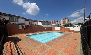 casa en arriendo en lagos del cacique. Cod A113854