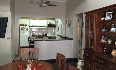 Casa en venta en Lanus Oeste