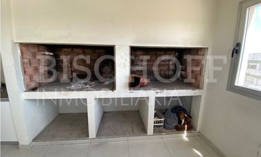 HERMOSO DEPARTAMENTO 2 AMB. FRENTE AL MAR, PISCINA Y COCHERA CUBIERTA!