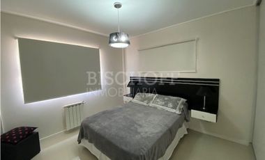 HERMOSO DEPARTAMENTO 2 AMB. FRENTE AL MAR, PISCINA Y COCHERA CUBIERTA!