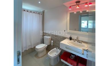 HERMOSO DEPARTAMENTO 2 AMB. FRENTE AL MAR, PISCINA Y COCHERA CUBIERTA!