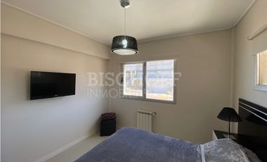 HERMOSO DEPARTAMENTO 2 AMB. FRENTE AL MAR, PISCINA Y COCHERA CUBIERTA!