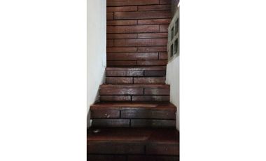 ALQUILER EDF EN CASCO ANTIGUO 4 PISOS + AZOTEA