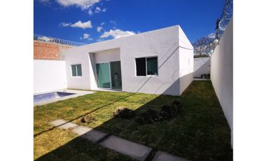 Venta de Casas Solas con Alberca en Morelos