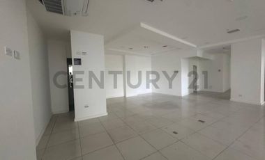 SE ARRIENDA LOCAL ESCUELA MILITAR