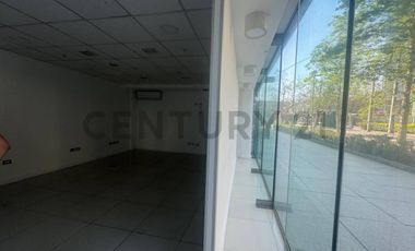 SE ARRIENDA LOCAL ESCUELA MILITAR