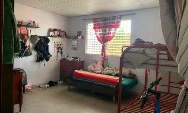 CASA EN VENTA REMODELADA EN RIO ABAJO