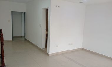 oficina en arriendo en chico alto. Cod A125661