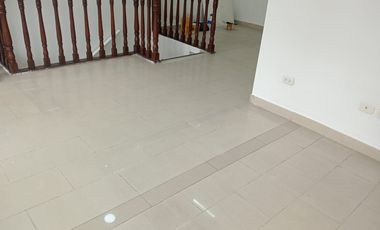 oficina en arriendo en chico alto. Cod A125661