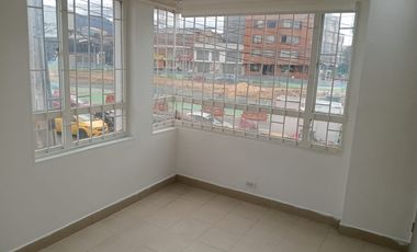 oficina en arriendo en chico alto. Cod A125661
