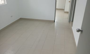 oficina en arriendo en chico alto. Cod A125661