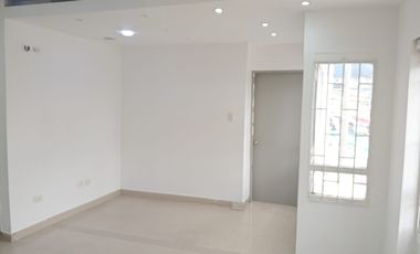oficina en arriendo en chico alto. Cod A125661