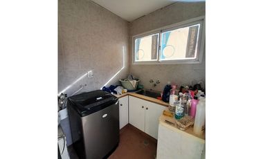 PERMUTAMOS - CHALET ALQUILADO POR DPTO EN LA PLATA
