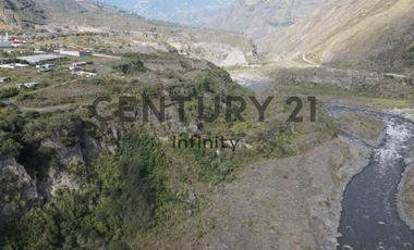 TERRENO EN VENTA PARA NEGOCIO TURISTICO EN BAÑOS 1000000 USD