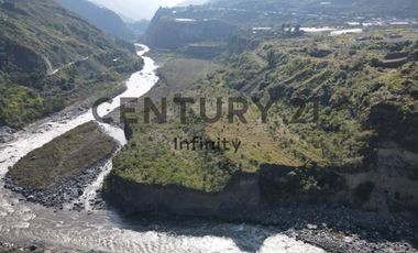 TERRENO EN VENTA PARA NEGOCIO TURISTICO EN BAÑOS 1000000 USD
