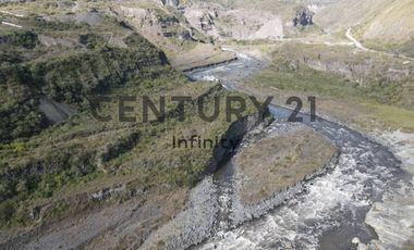 TERRENO EN VENTA PARA NEGOCIO TURISTICO EN BAÑOS 1000000 USD