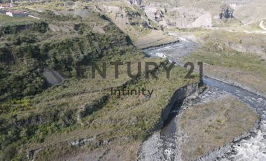 TERRENO EN VENTA PARA NEGOCIO TURISTICO EN BAÑOS 1000000 USD