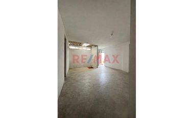 Casa En Plena Panamericana Norte Ideal Para Vivienda O Negocio ¡Oportunidad Única En Huarmey!