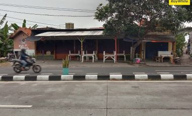 Dijual Cepat Rumah Lokasi di Jalan Kedung Cowek, Surabaya