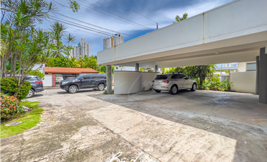 LOMA ALEGRE CASA CON PISCINA PRIVADA EN VENTA, ALTOS DEL GOLF (2)