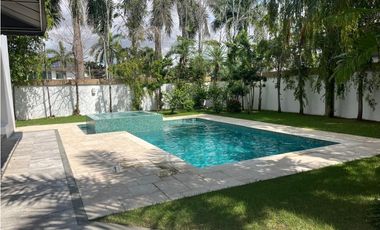 Casa en Venta Residencial Balmoral- Costa del Este