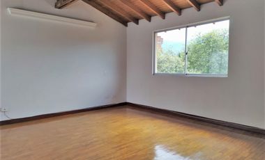 PR11692 CASA A LA RENTA EN SECTOR PONTEVEDRA, ENVIGADO