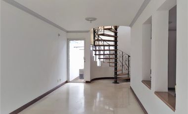 PR11692 CASA A LA RENTA EN SECTOR PONTEVEDRA, ENVIGADO