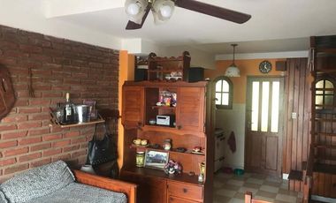 Casa PH en venta en Santa Teresita