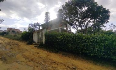 Venta de Casa - Finca en Ruitoque Bajo - Acapulco. Cod V5825
