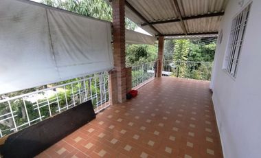 Venta de Casa - Finca en Ruitoque Bajo - Acapulco. Cod V5825