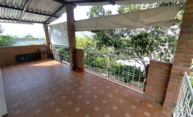 Venta de Casa - Finca en Ruitoque Bajo - Acapulco. Cod V5825