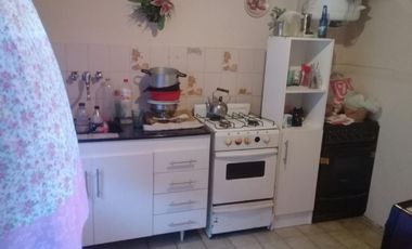 URGENTE PH en Venta en San Andrés, San Martín, Buenos Aires 3 cuadras de la estación  L/G para el vendedor.Se escuchan ofertas.