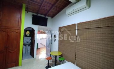 hotel en arriendo en la merced. Cod A2752