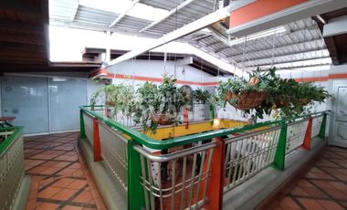 hotel en arriendo en la merced. Cod A2752