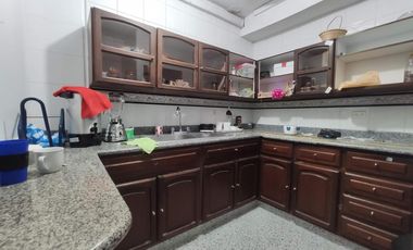 casa en venta en barrio blanco. Cod V24661