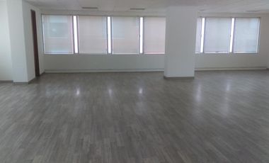 oficina en arriendo en chico. Cod A50323