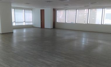 oficina en arriendo en chico. Cod A50323