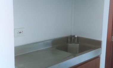 oficina en arriendo en chico. Cod A50323