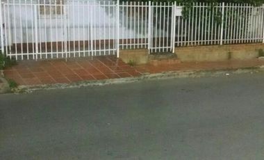 CASA en VENTA en Los Patios ONCE DE NOVIEMBRE  - LOS PATIOS