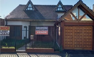 LASCANO 6139 ENTRE ROMA Y MADRID, Isidro Casanova