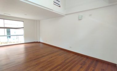 casa en venta en el paraiso-chapinero. Cod V4951