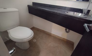 casa en venta en el paraiso-chapinero. Cod V4951
