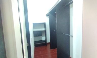 casa en venta en el paraiso-chapinero. Cod V4951